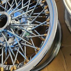 セブリング？　15インチワイヤーホイール4本セットの画像