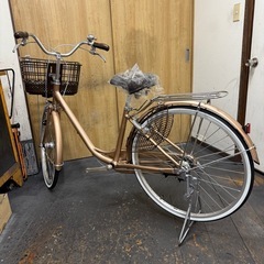 新車　ブリヂストン　アルミーユ　アルミフレーム　26インチ　LEDオートライト　プレシャスベージュの画像