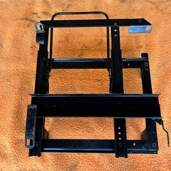 シルビア180sx運転席シートレールの画像