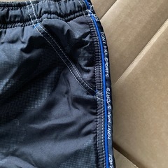 子供用110センチズボン古着の画像