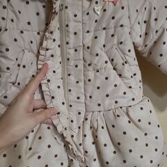90サイズ　女の子コートの画像