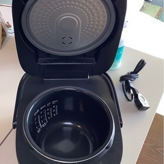 【リサイクルサービス八光】2023年製　TOSHIBA　炊飯ジャー ブラック RC-5XT-K [3合 /IH]の画像