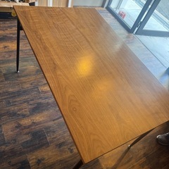 4人用、ダイニング、カフェテーブルの画像