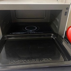 11/5-11/10引き取り可能な方　【ジャンク品】アイリスオーヤマ　ホワイト電子レンジ の画像