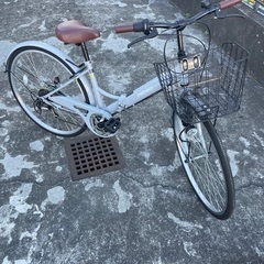 【人気の折りたたみ自転車🚲✨12000円✨26インチ6段ギア付き】近隣送料無料の画像