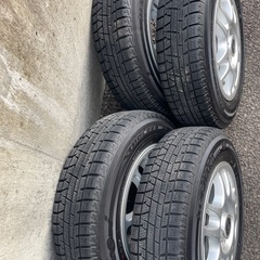 アルミ付きスタッドレス145/80R12ヨコハマの画像