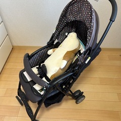 Aprica 折りたたみベビーカーの画像