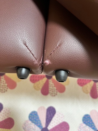 商談中エステベッド折りたたみ　施術ベッド
