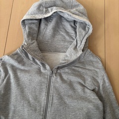 レース縁取りジップアップパーカー　グレー　の画像