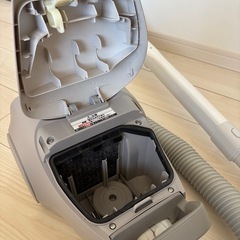 Panasonic 紙パック式掃除機の画像