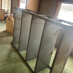 スチールラックの画像