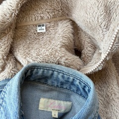 【美品】２枚セットUNIQLOユニクロフリース　　バックナンバー　デニムシャツ2点セットの画像