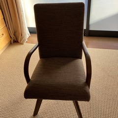 ダイニングチェアの画像
