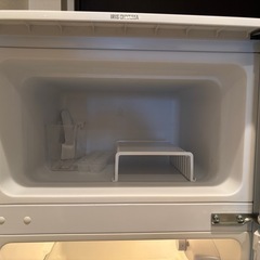 引き取り限定　アイリスオーヤマ冷凍冷蔵庫　IRR-90TF-Wの画像