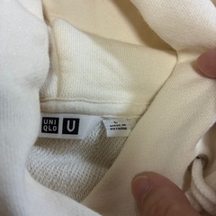 UNIQLO パーカーの画像