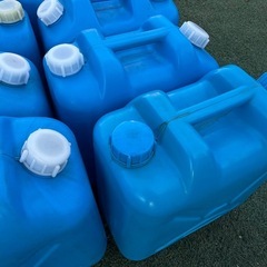 12/5迄。灯油ポリタンクの画像