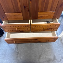 クローゼット 収納 木目の画像