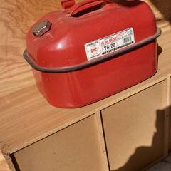 ガソリン・油　携行缶の画像