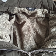 軽量ダウンジャケットの画像