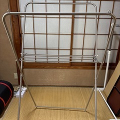 洗濯物干しの画像