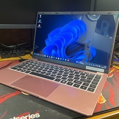 [取引中] 2024年 ノートパソコン Windows11 25H2 Office2021 使用時間約80時間 Bluetoothスピーカー付きの画像