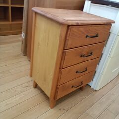 ★リユースのサカイつくば店★TK7140 クロシオ 4段チェスト ブラウン H70×D36×W51 クリーニング済みの画像