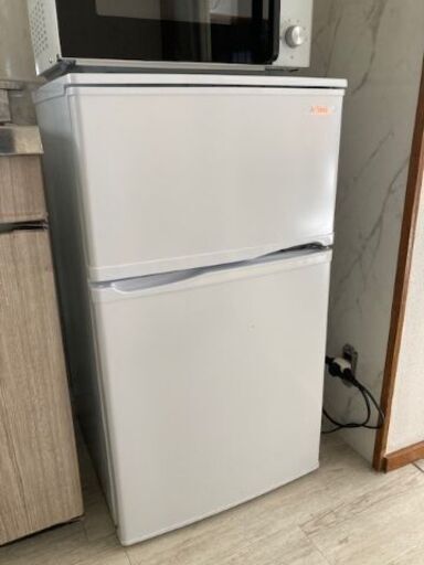 ★無料配達★ 2ドア冷凍/冷蔵庫 90L AS-R90WT-100 とてもキレイです。受け渡しは1/15以降