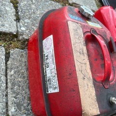 なる早でお願いします携行缶の画像