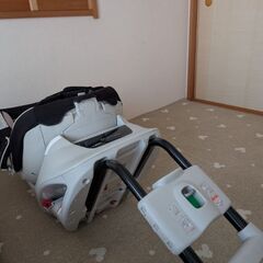 [鹿沼市]回転するチャイルドシートの画像