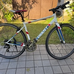 ジャイアント・クロスバイクの画像