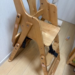 【受け渡し予定者決定】ベビーハイチェアの画像