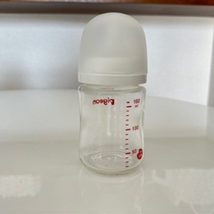 母乳実感/4本セット/ガラス哺乳瓶/160mlの画像