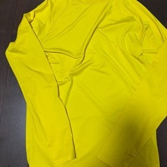 黄色のインナー美品の画像