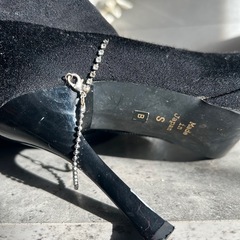 ブーツ　黒　日本製　ビーズつき
の画像