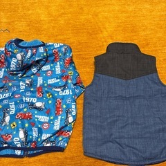 120サイズ　アウター2点セット　トミカ　中綿の画像