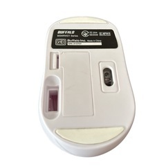 バッファロー BUFFALO 無線IRLEDマウス 3ボタン ホワイト BSMRW21WHの画像