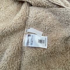 ⚫︎取引中⚫︎
ユニクロ　フリース　140の画像