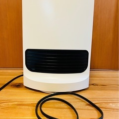 アイリスオーヤマ　ファンヒーター
 CH-12TDSW1  の画像