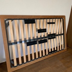 無印良品セミダブルベッド　マットレス付きの画像