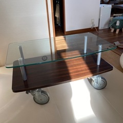 ガラステーブル　キャスター付き　【天板が外れています】の画像