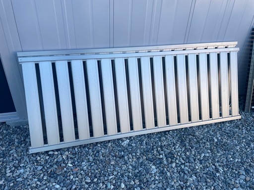 リクシル アルミフェンス ハイミレーヌR 4型　QKM25 2枚有り