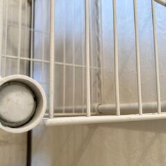 白いスチールラック　64×30×90 の画像