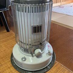 TOYOTOMI トヨトミ 石油ストーブ KS-67H(W) 23年式の画像