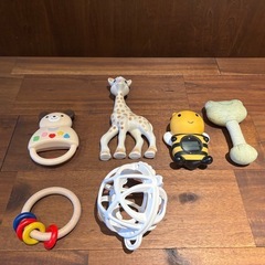 ベビー用おもちゃセットの画像