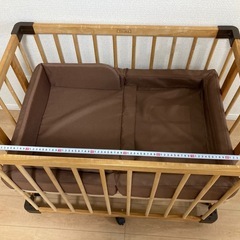 ベビーベッド　ファルスカ　の画像