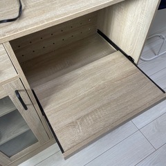 キッチンボード/食器棚/カップボード/キッチン収納
の画像