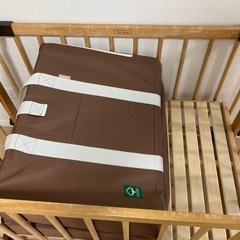 ベビーベッド　ファルスカ　の画像