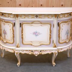 ≪★yt2090ジ≫ 美品 ロココ調ガラスキャビネット oliver 飾り棚/ガラスケース/イタリア/SILIK/姫系/プリンセス/かわいい/中古家具/宮城県仙台市 71023-10の画像