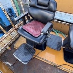 多少値下げ可能タカラベルモント 理容院 イスの画像