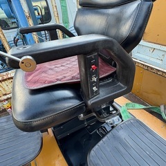 多少値下げ可能タカラベルモント 理容院 イスの画像